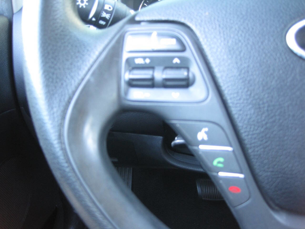 Used 2015 Kia Forte LX w/ Popular Package image 32