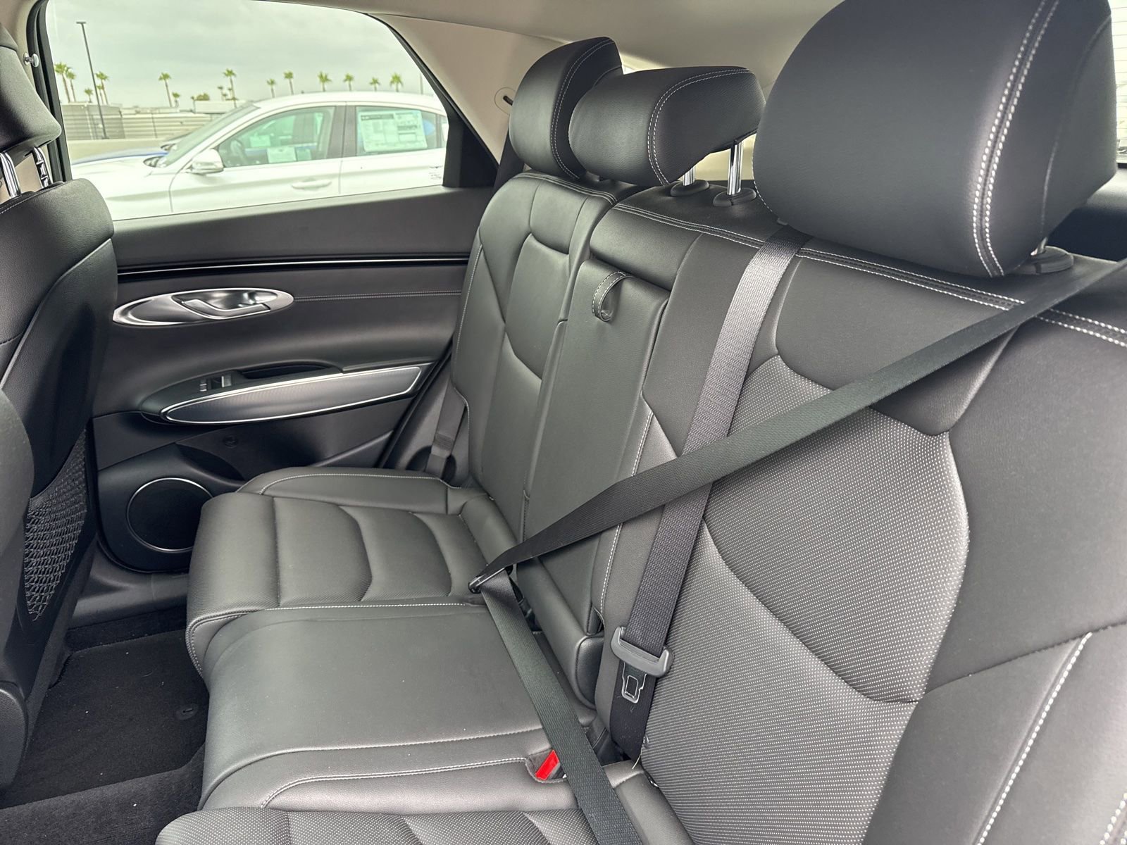Used 2023 Genesis GV70 2.5T w/ Select Package AWD/4WD image 6