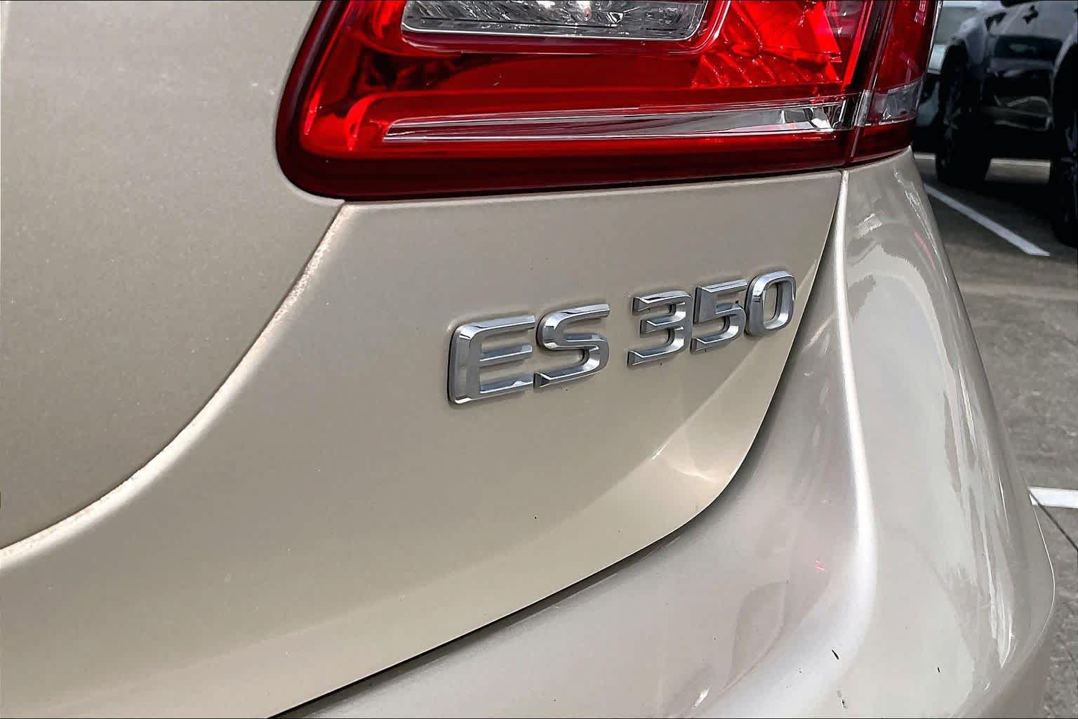 Used 2012 Lexus ES 350 FWD image 28