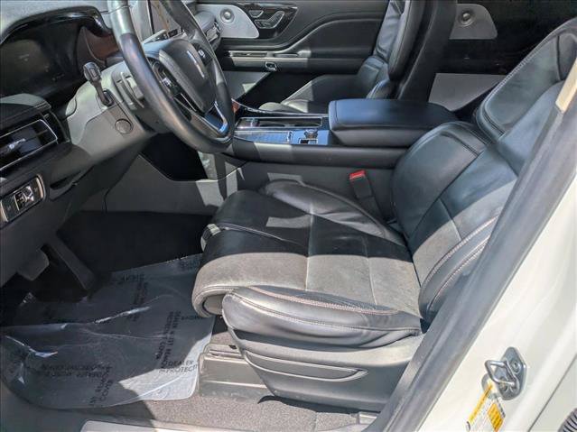 Used 2022 Lincoln Aviator Reserve w/ Equipment Group 201A RWD image 13