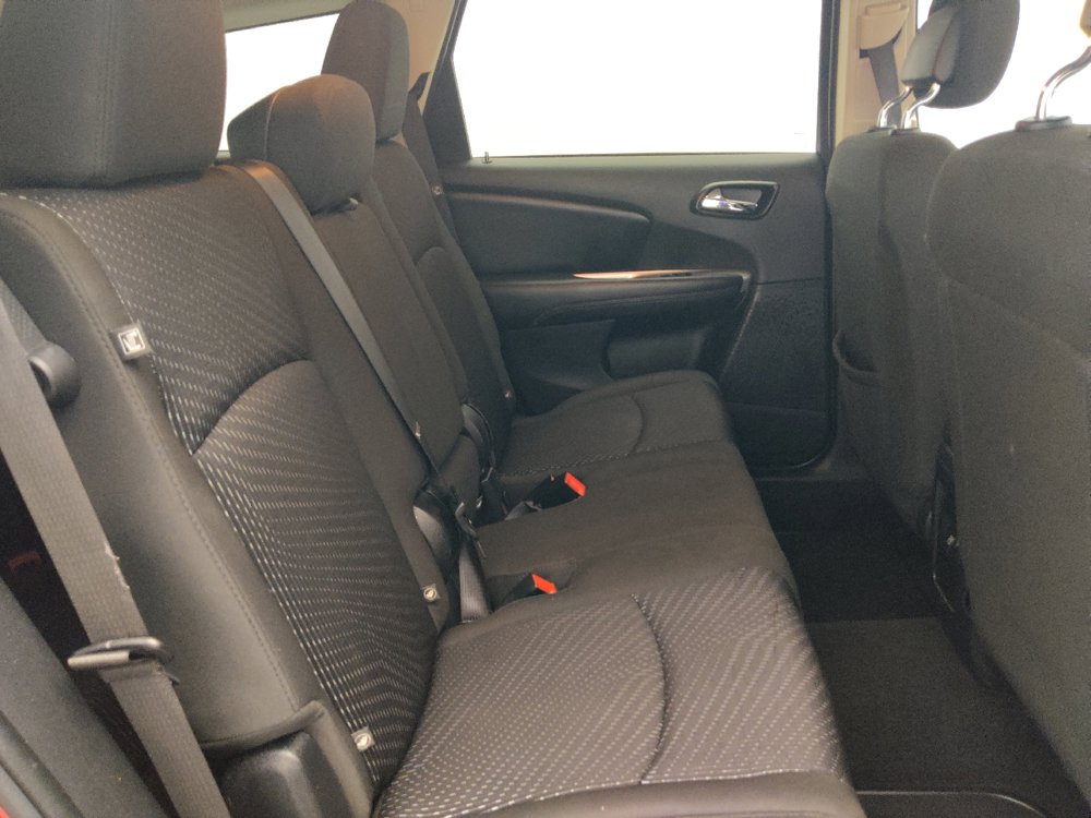 Used 2018 Dodge Journey SE w/ Blacktop Package FWD image 19