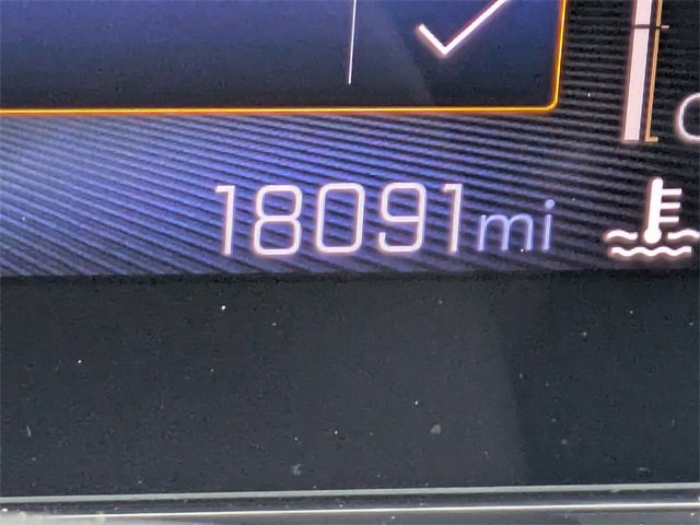 Used 2025 Chevrolet Trax LT w/ LT Convenience Package image 30