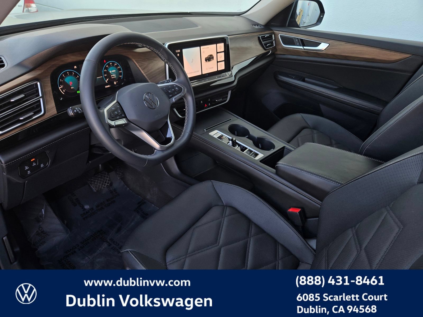Used 2024 Volkswagen Atlas SE AWD/4WD image 9