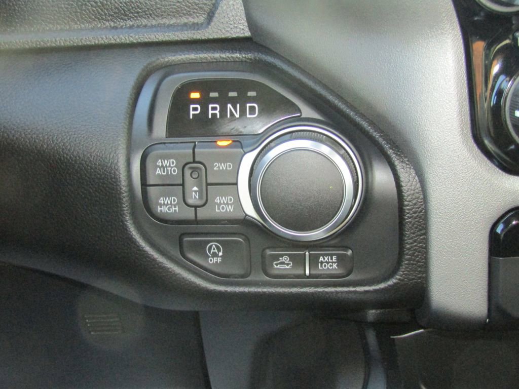 Used 2025 RAM 1500 Big Horn image 32