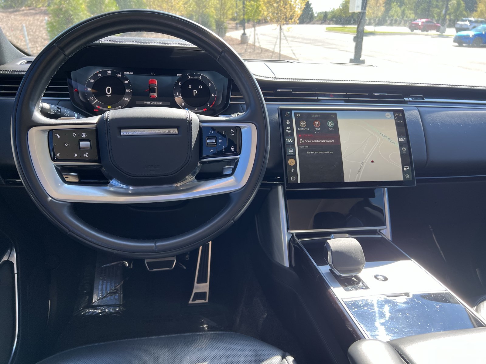 Used 2024 Land Rover Range Rover Long Wheelbase SE AWD/4WD image 29