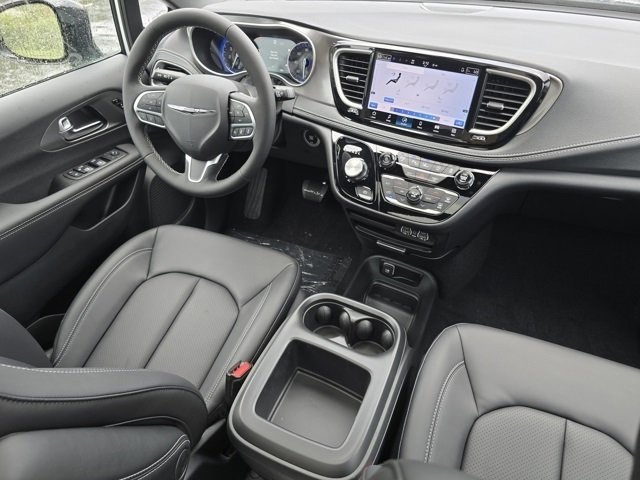 New 2025 Chrysler Pacifica Select w/ Fav Edition Package image 27