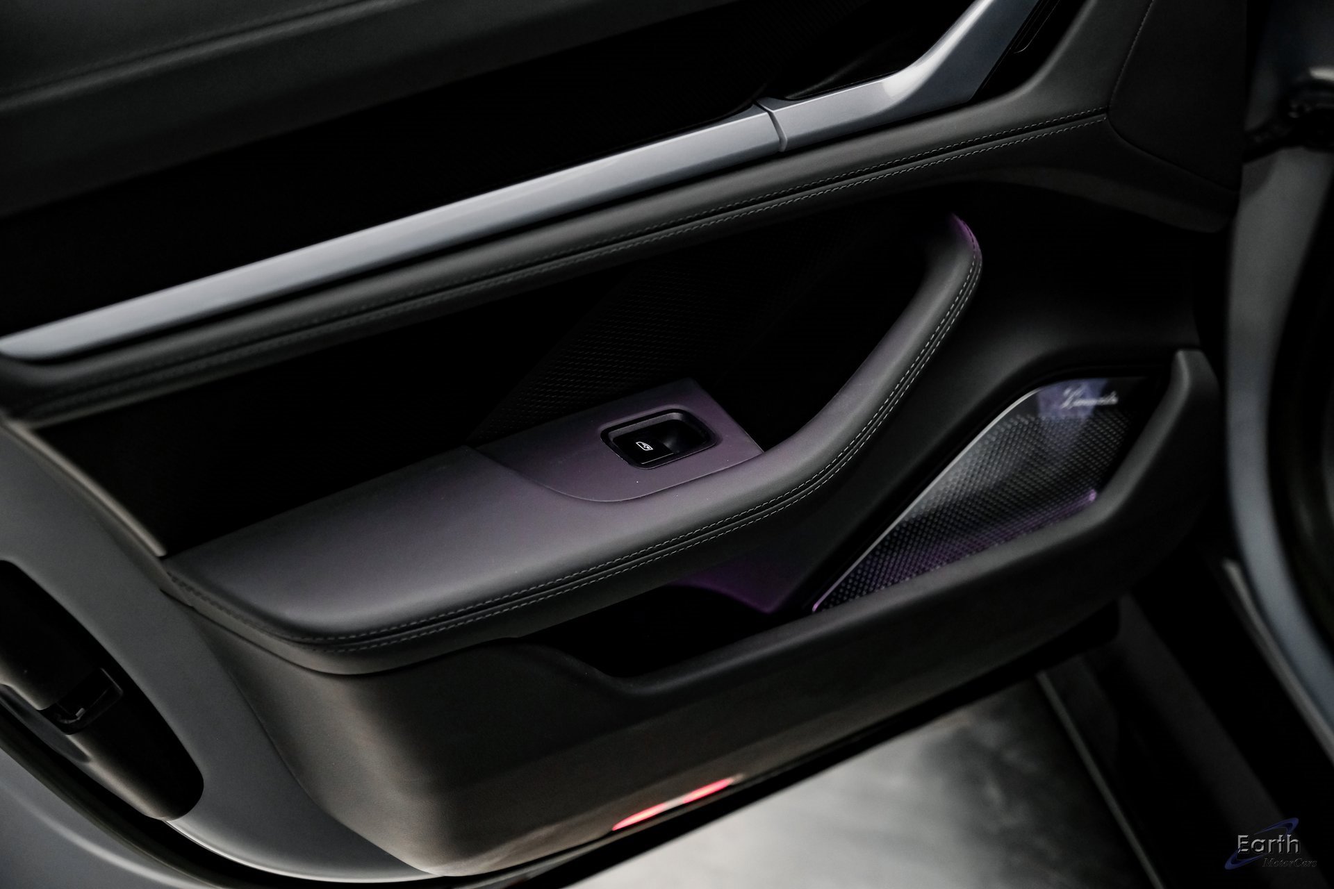 Used 2023 Porsche Taycan Turbo S w/ Premium Package image 85