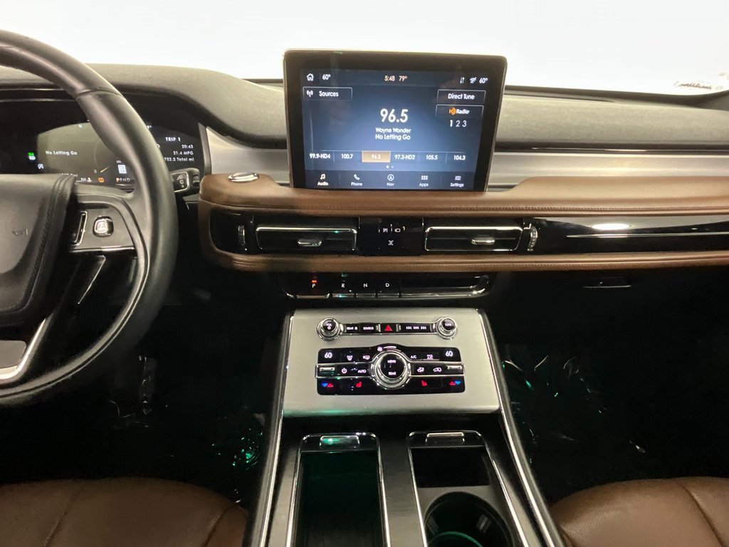 Certified 2020 Lincoln Aviator Reserve image 12