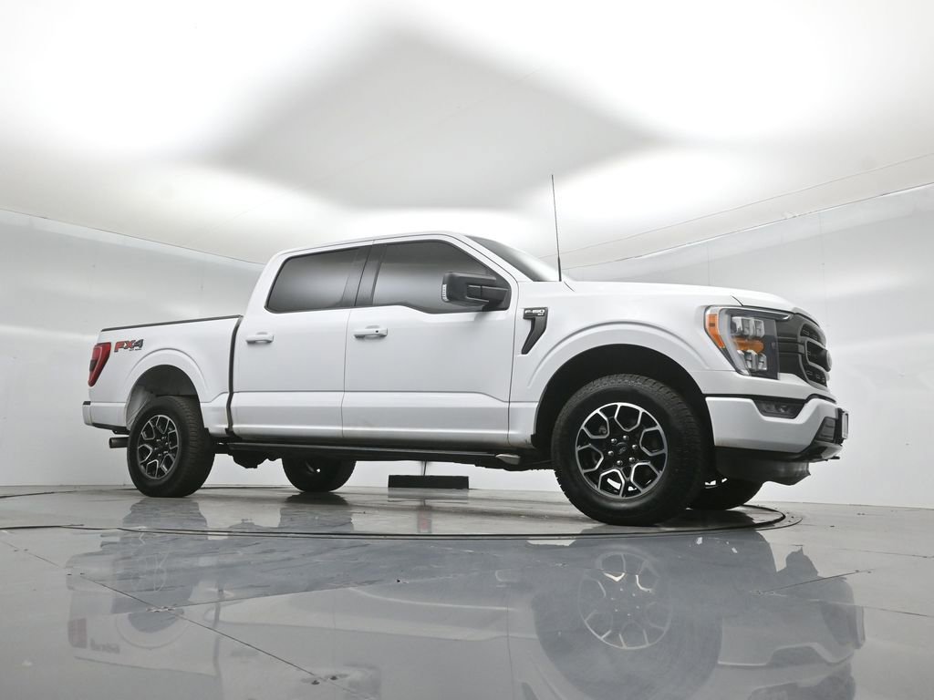 Certified 2022 Ford F150 XLT w/ Equipment Group 302A High image 4