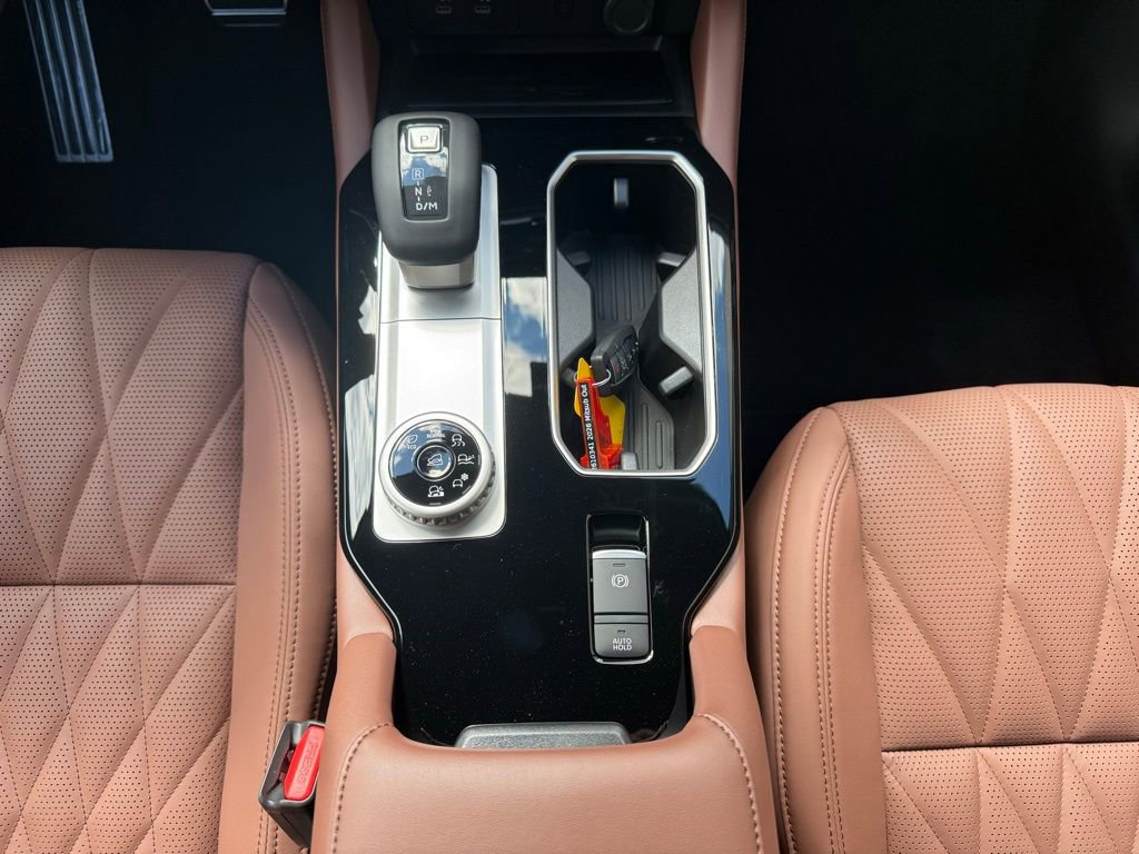 New 2026 Mitsubishi Outlander SEL AWD/4WD image 17