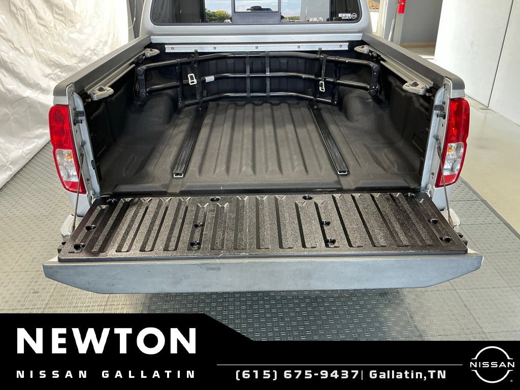 Used 2019 Nissan Frontier SV w/ Value Truck Package AWD/4WD image 9