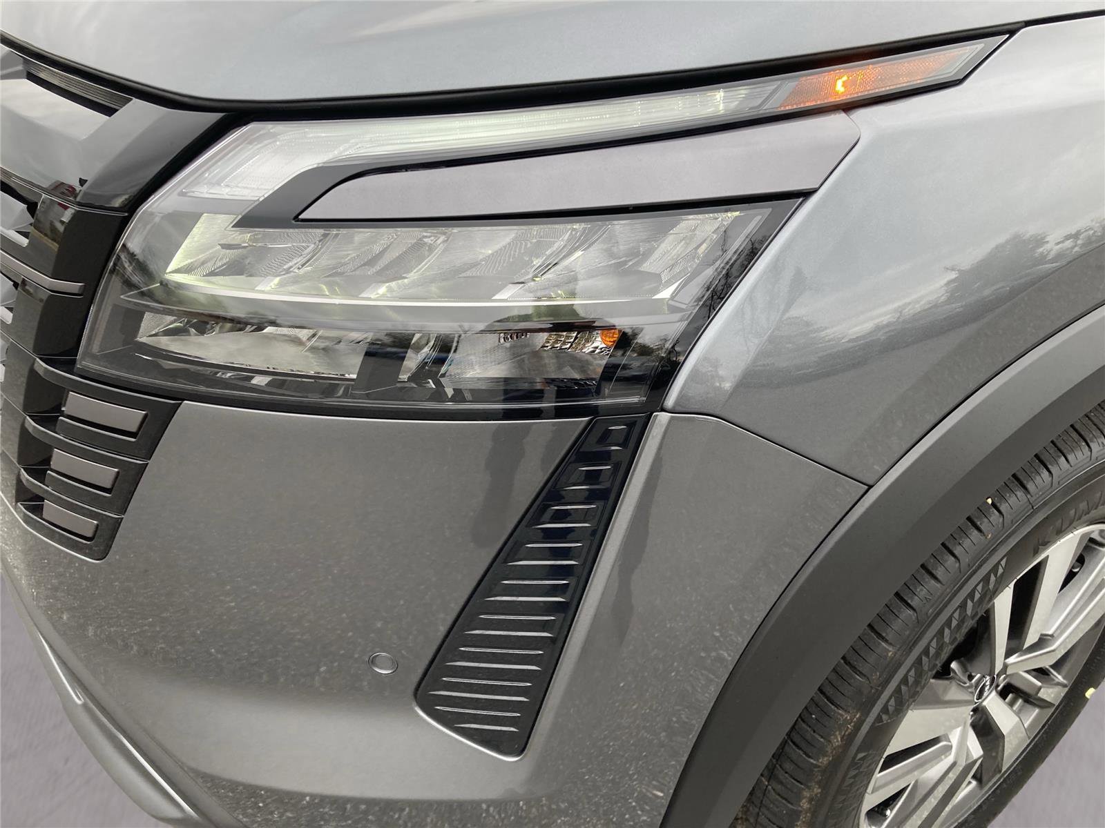 New 2026 Nissan Pathfinder SL image 10