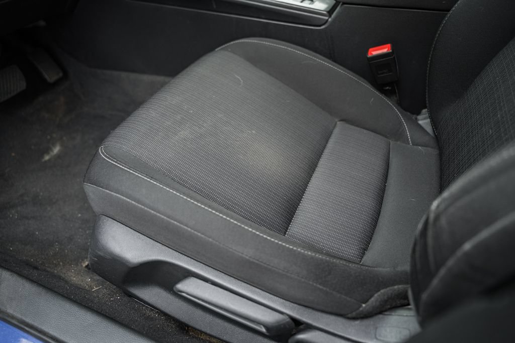 Certified 2023 Honda Civic LX image 27