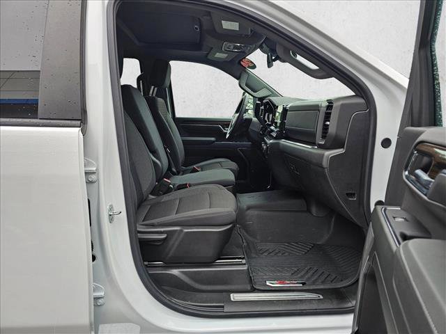 Used 2024 Chevrolet Silverado 3500 LT w/ Safety Package image 10