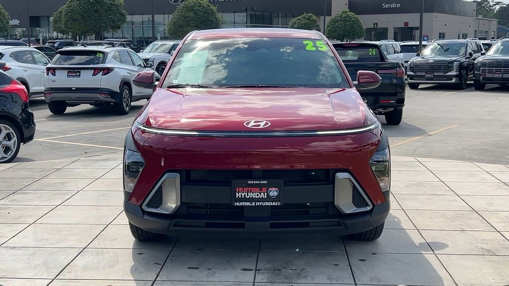 Certified 2025 Hyundai Kona SE image 11