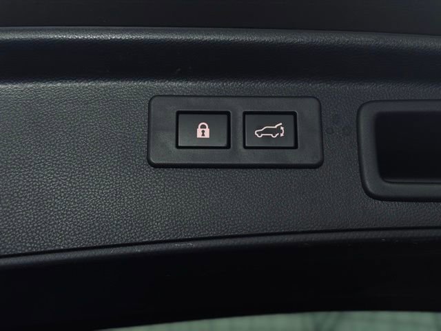 Used 2023 Subaru Forester Premium image 12