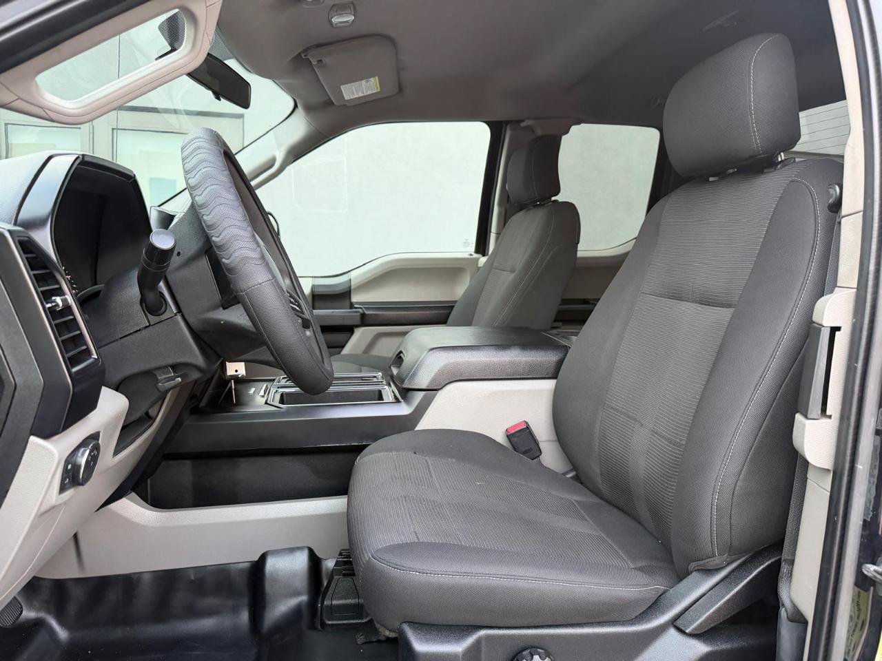 Used 2017 Ford F150 XL w/ Equipment Group 101A Mid RWD image 18