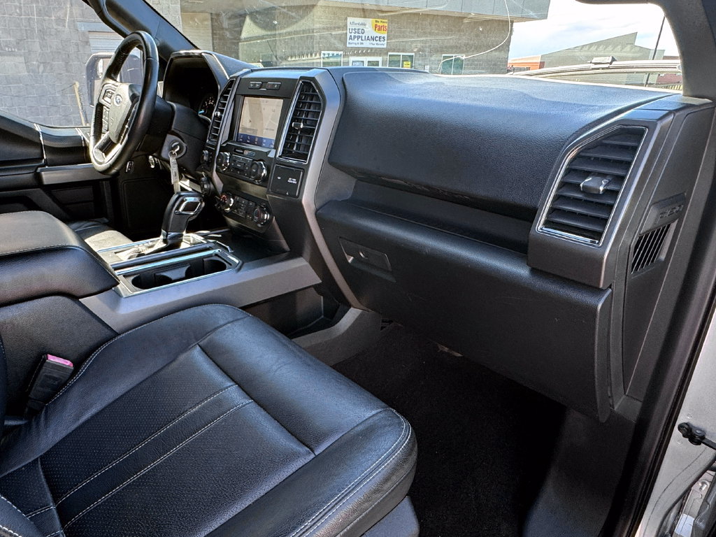 Used 2020 Ford F150 XLT w/ Equipment Group 302A Luxury AWD/4WD image 33