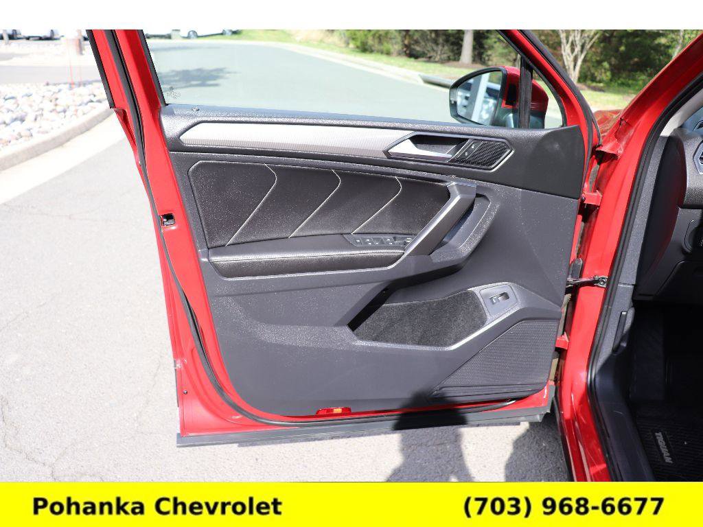 Used 2022 Volkswagen Tiguan SE AWD/4WD image 20