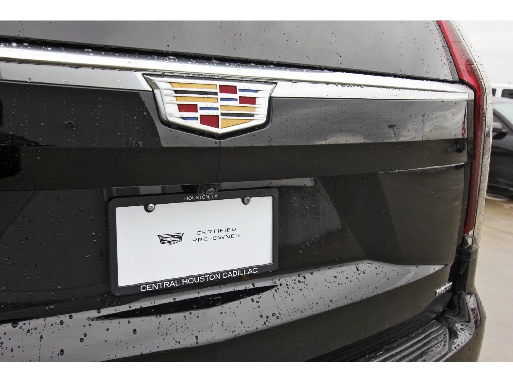 Certified 2024 Cadillac Escalade Luxury RWD image 32