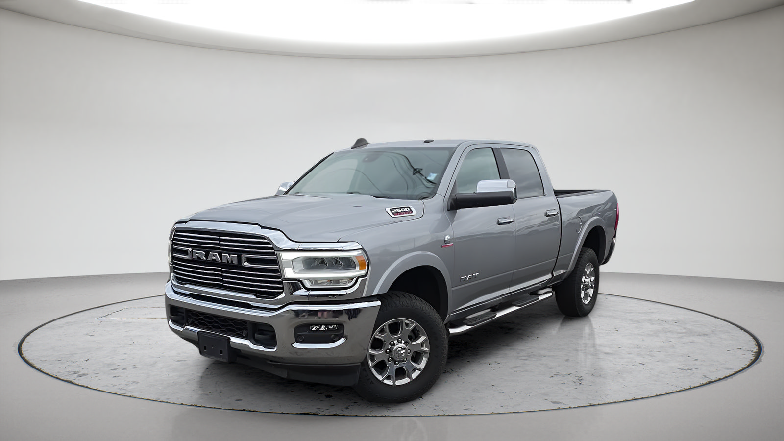 Used 2022 RAM 2500 Laramie AWD/4WD image 1