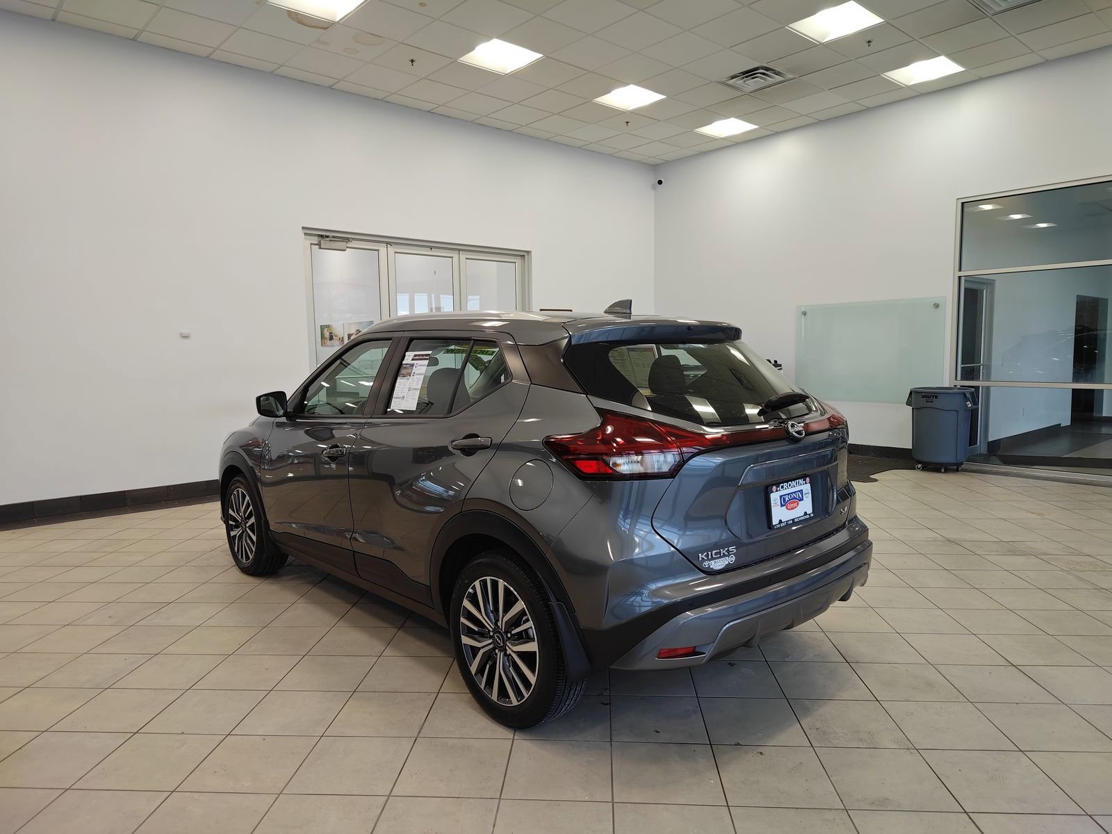 Used 2024 Nissan Kicks SV image 5