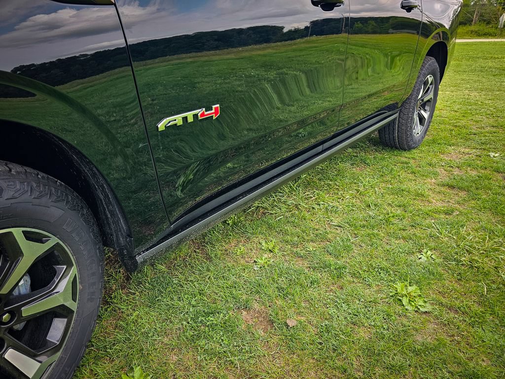 New 2026 GMC Yukon XL AT4 Ultimate w/ LPO, Floor Liner Package AWD/4WD image 10