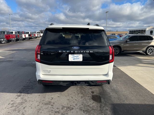 Used 2025 Ford Expedition Active image 6