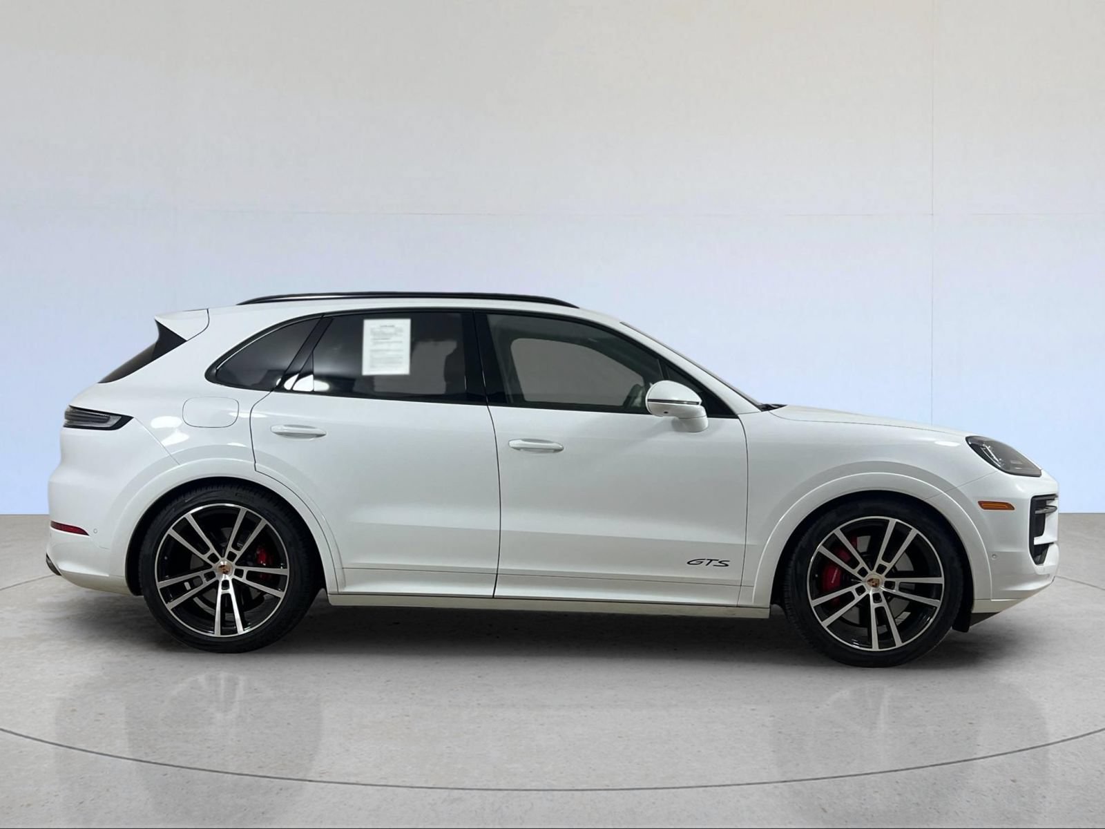 Used 2026 Porsche Cayenne GTS AWD/4WD image 9