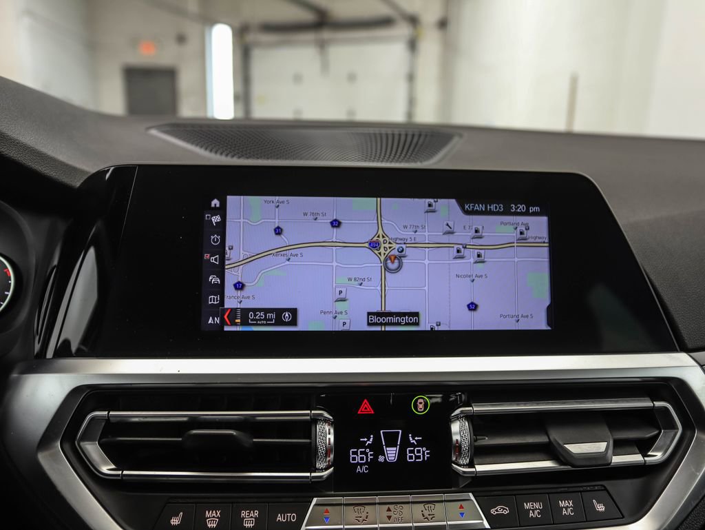 Used 2020 BMW 330i xDrive Sedan w/ Driving Assistance Package image 16