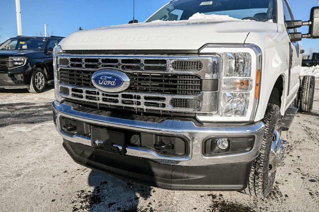 New 2026 Ford F350 XL w/ XL Chrome Package AWD/4WD image 11