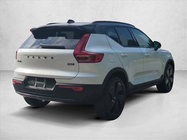 Used 2026 Volvo XC40 B5 Ultra w/ Protection Package Premier image 5