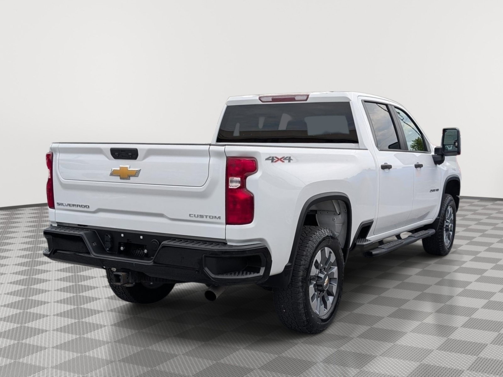 Used 2022 Chevrolet Silverado 2500 Custom w/ Custom Value Package AWD/4WD image 5