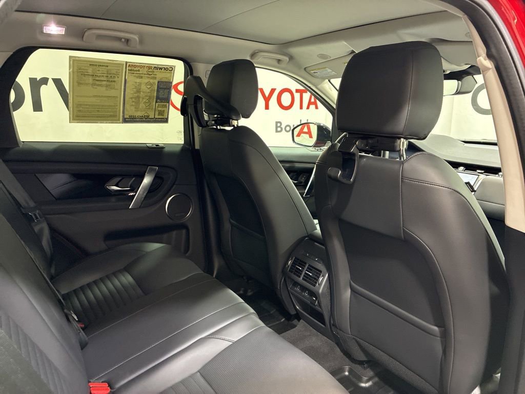 Used 2025 Land Rover Discovery Sport S image 16