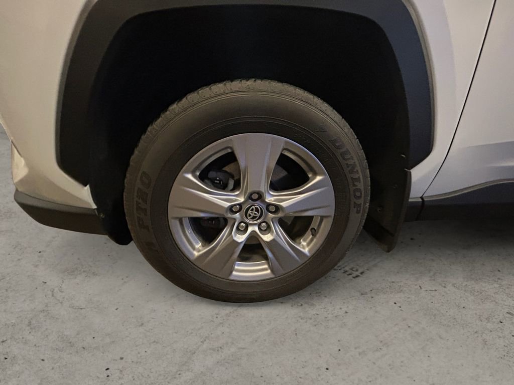 Used 2023 Toyota RAV4 XLE w/ Convenience Package AWD/4WD image 14