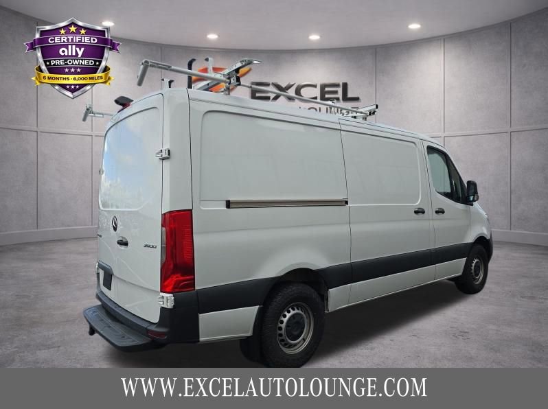 Used 2023 Mercedes-Benz Sprinter 2500 image 7
