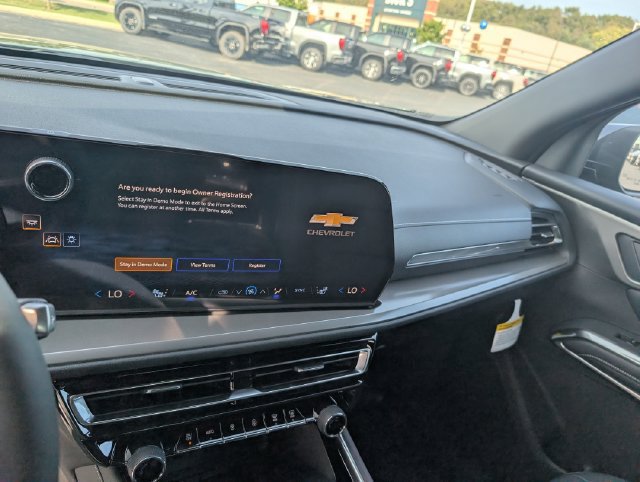 New 2027 Chevrolet Traverse LT w/ Midnight/Sport Edition AWD/4WD image 19