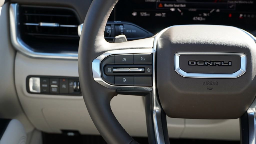 Used 2026 GMC Terrain Denali image 30