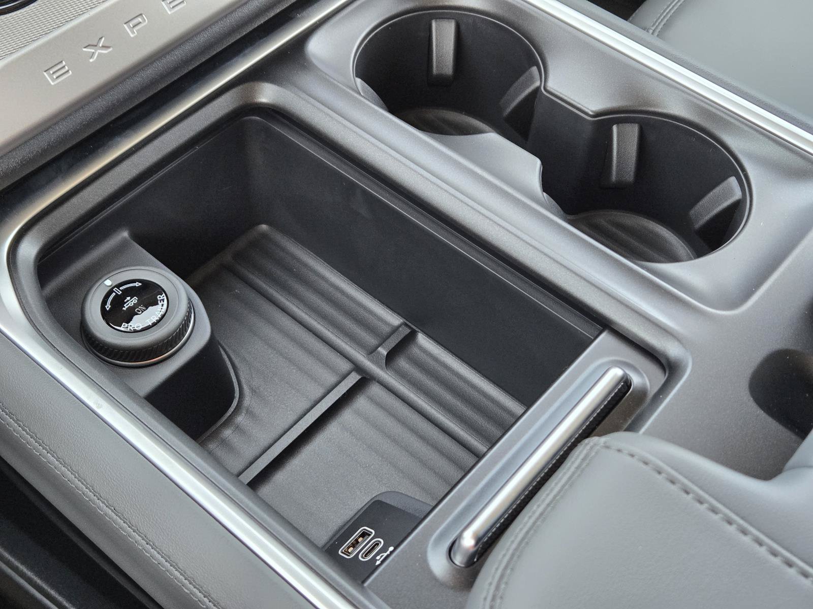 New 2027 Ford Expedition Active RWD image 29