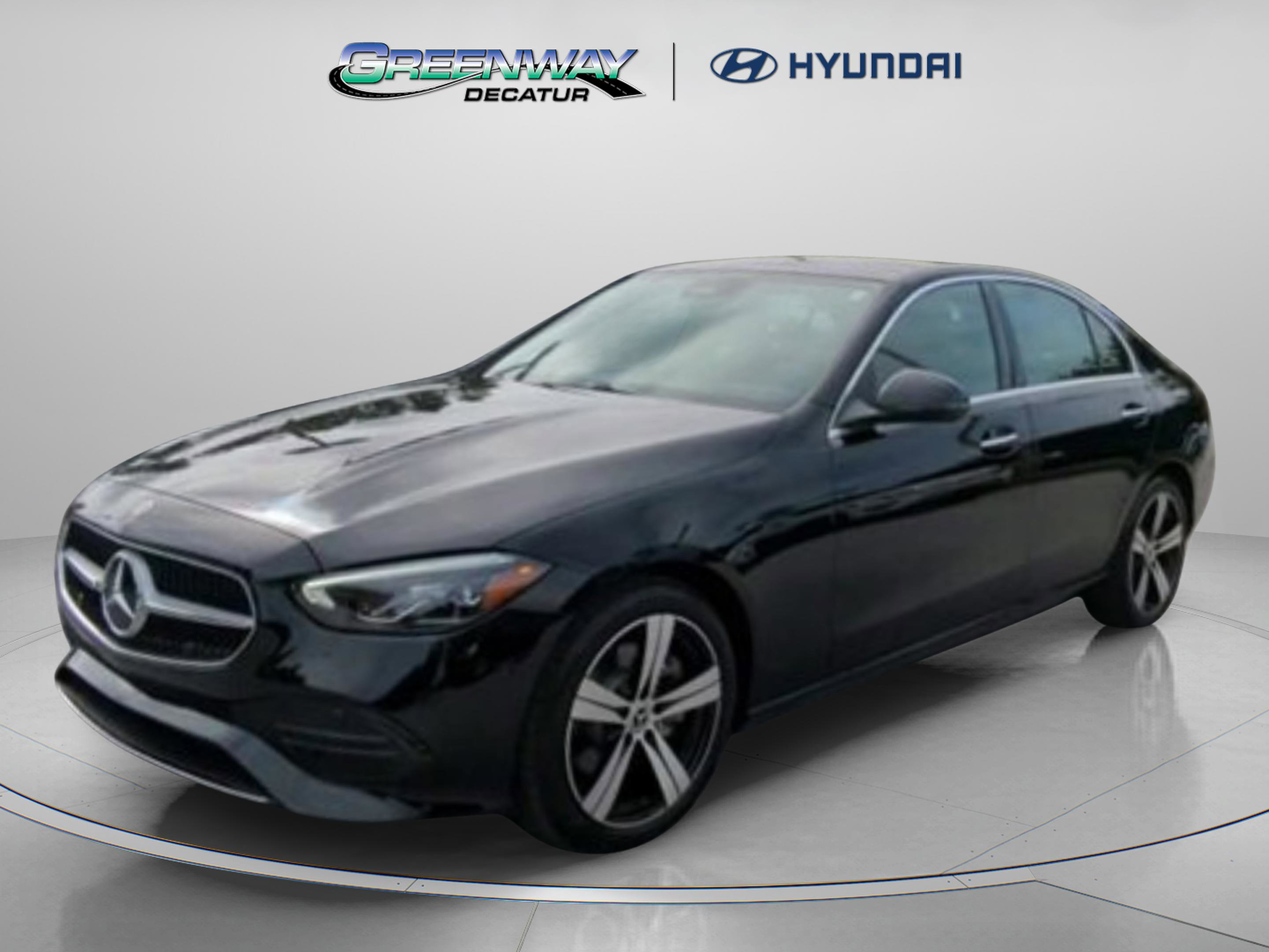 Used 2025 Mercedes-Benz C 300 Sedan image 10