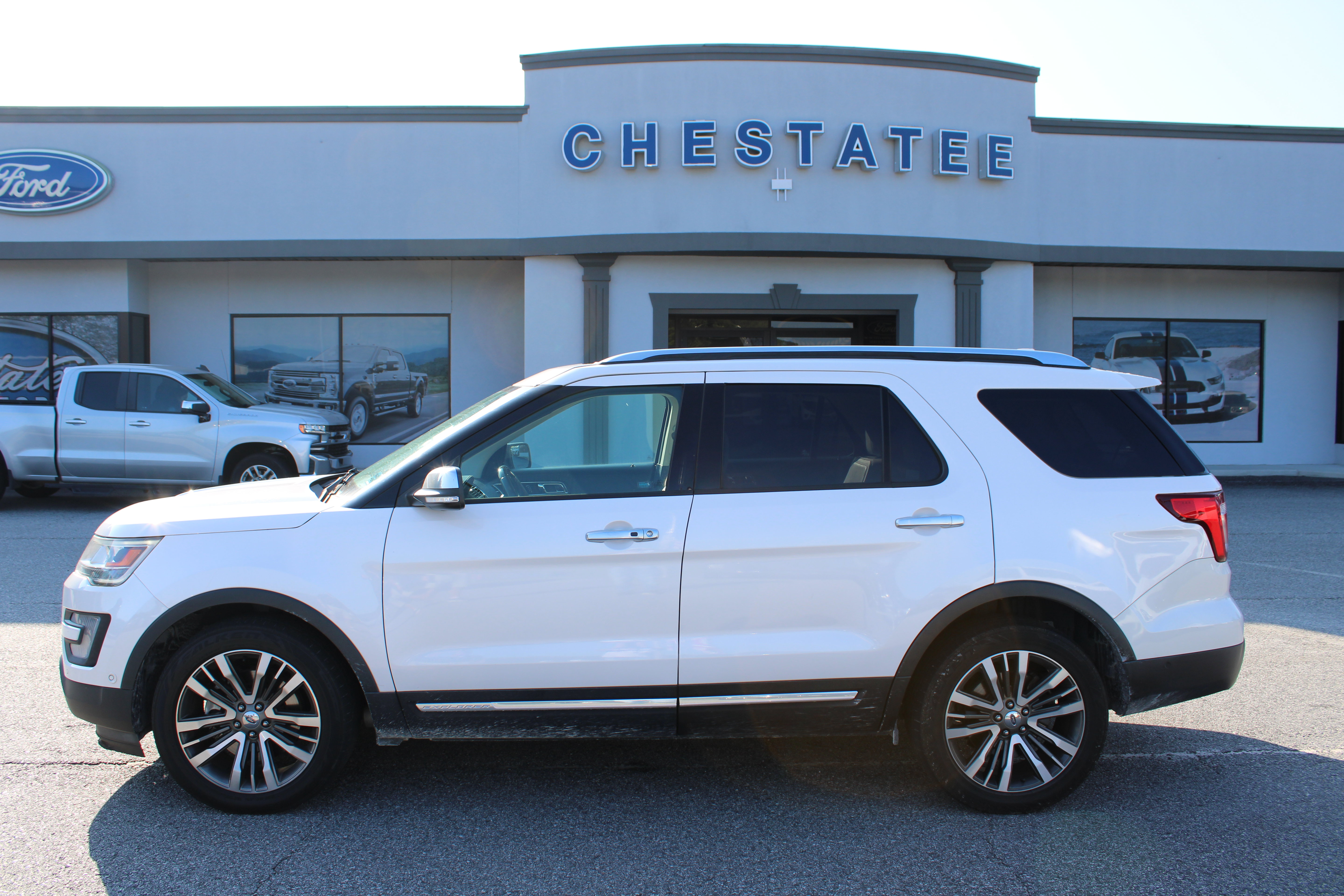 Used 2017 Ford Explorer Platinum
