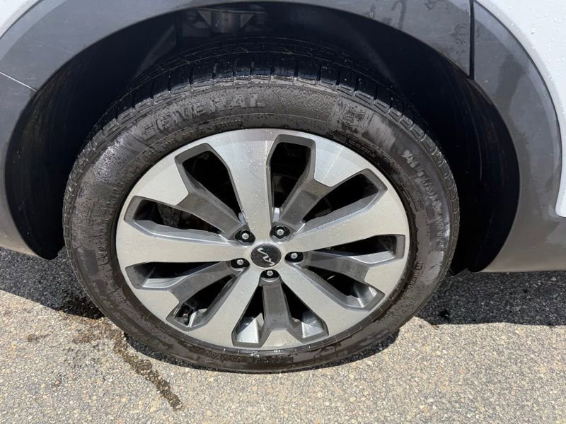 Used 2022 Kia Telluride EX w/ EX Premium Package FWD image 19