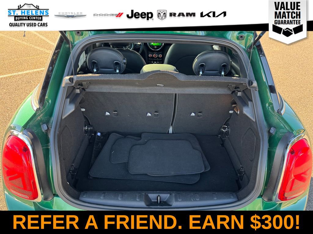 Used 2020 MINI Cooper 4-Door Hardtop w/ Storage Package image 8