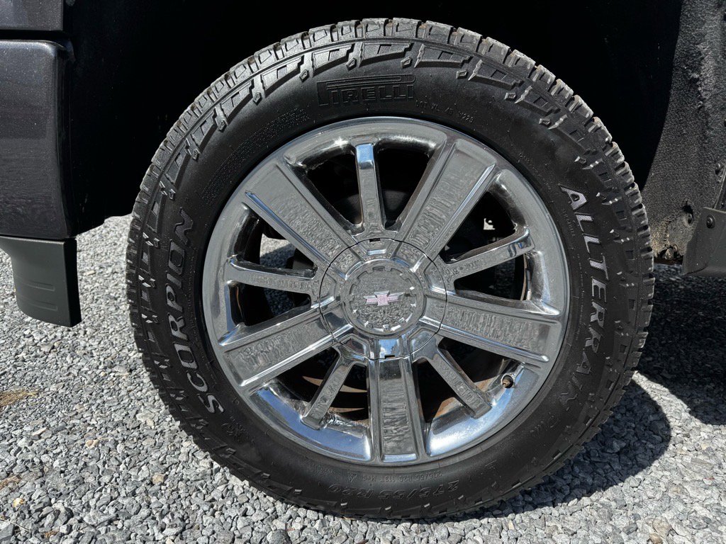 Used 2014 Chevrolet Silverado 1500 High Country w/ High Country Premium Package image 8