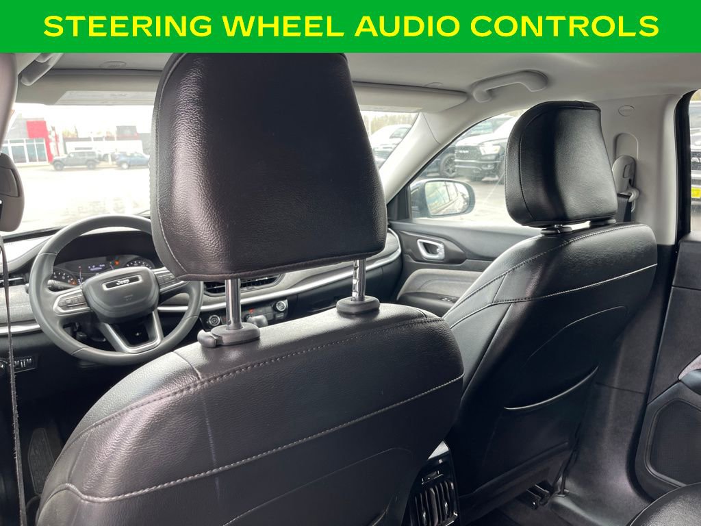 Used 2022 Jeep Compass Latitude image 16