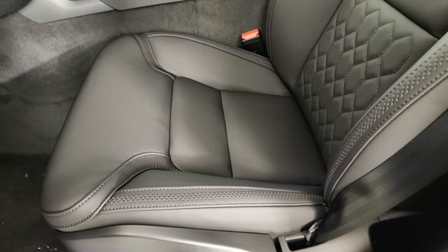 New 2026 Volvo XC90 T8 Plus w/ Protection Package AWD/4WD image 13