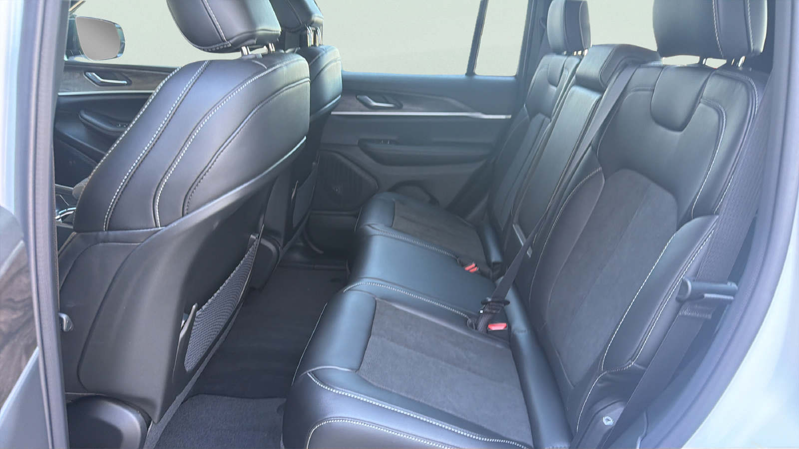 New 2027 Jeep Grand Cherokee 4WD image 24