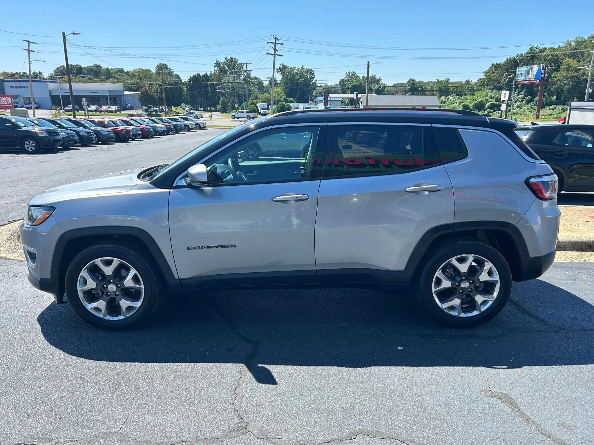 Used 2018 Jeep Compass Limited w/ Navigation Group image 4