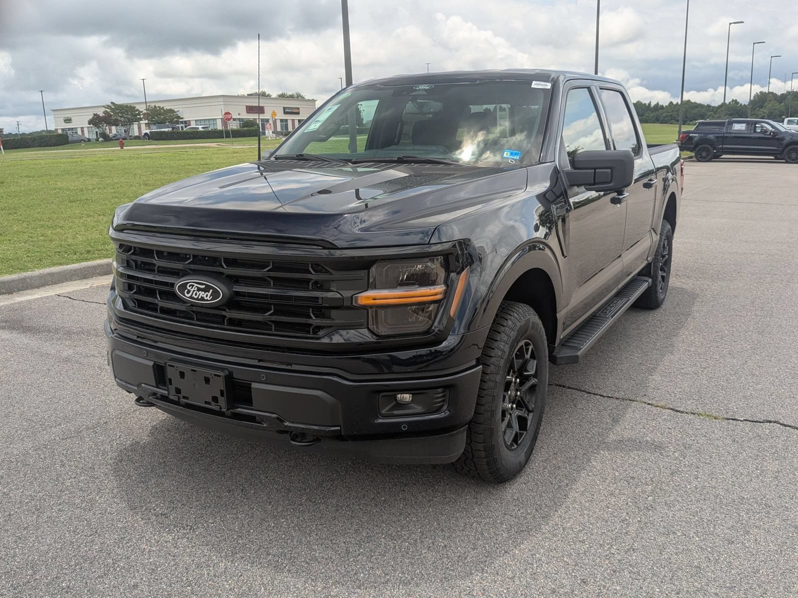 New 2026 Ford F150 XLT w/ Equipment Group 302A MID AWD/4WD image 7