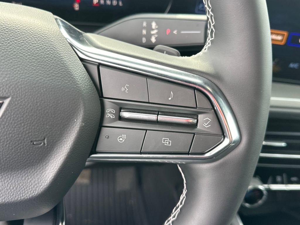 New 2026 Chevrolet Traverse LT w/ Midnight/Sport Edition image 20